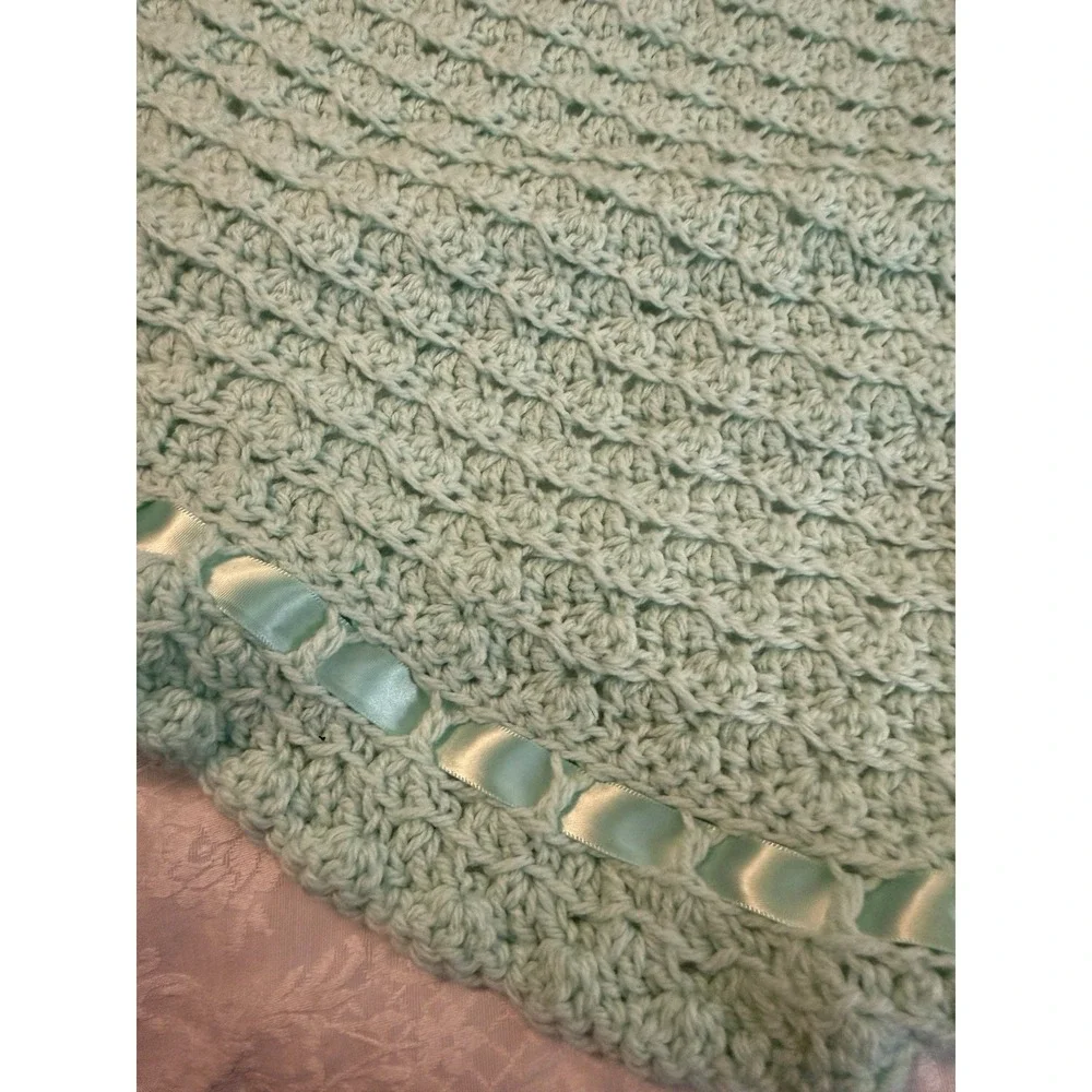 HANDMADE CROCHET BABY BLANKET/AFGHAN  Pastel Mint Green 40